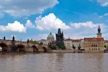 Aufnahme der Karlsbrücke in Prag.