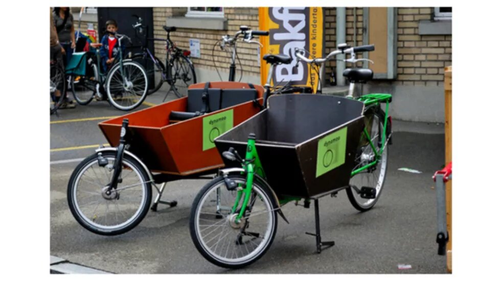 Zwei Transporträder