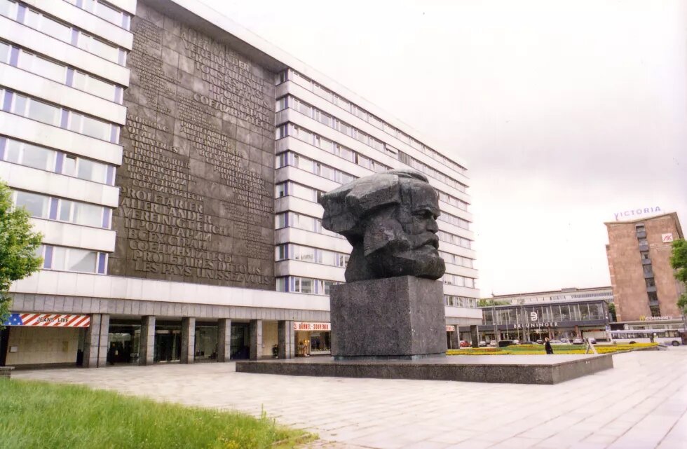 Karl Marx Head Chemnitz 1999 Karl Marx Head Chemnitz 1999